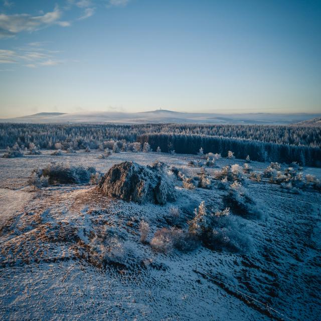 17. La Grande Pierre Bazanne3©french Exploreur