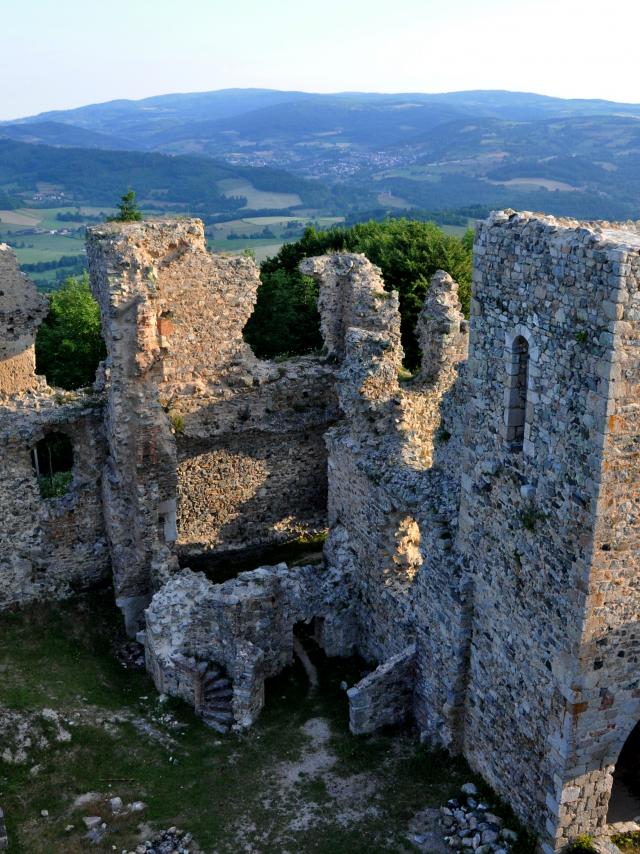 R Champoly Château Des Cornes D Urfé (2) ©adt42 Evelyne Deveaux