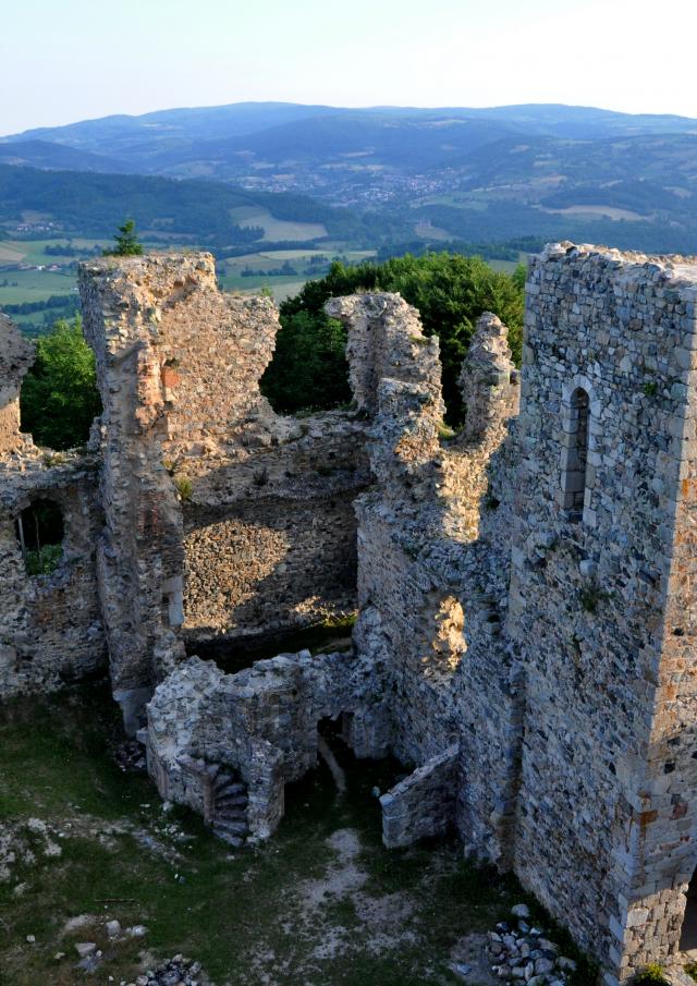 R Champoly Château Des Cornes D Urfé (2) ©adt42 Evelyne Deveaux