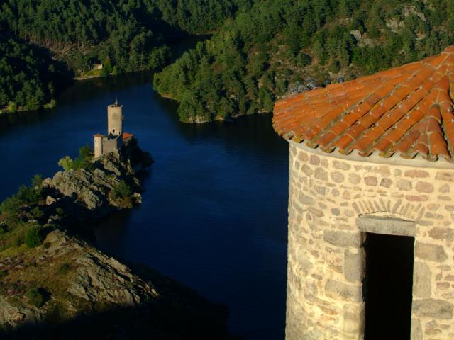 F Chambles Château D Essalois ©adt42 Gil Lebois (18)